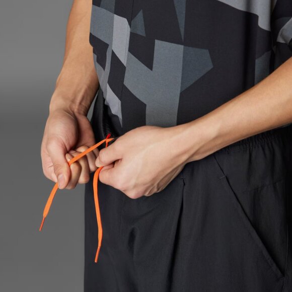 Adidas Terrex Cargo Hiking Pants Black Size M - Picture 3 of 15